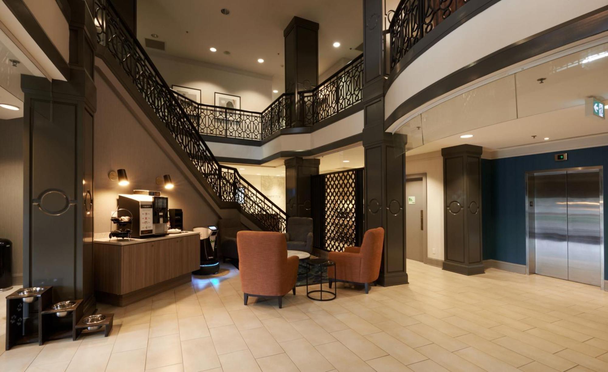 Holiday Inn & Suites Ottawa Kanata, An Ihg Hotel Exterior photo